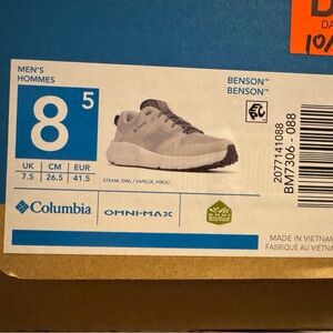 Columbia Men's Light Gray Sneakers